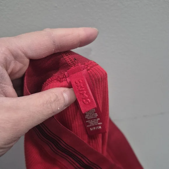 Skims Red Ribbed Cotton Boxer - Picture 4 of 5